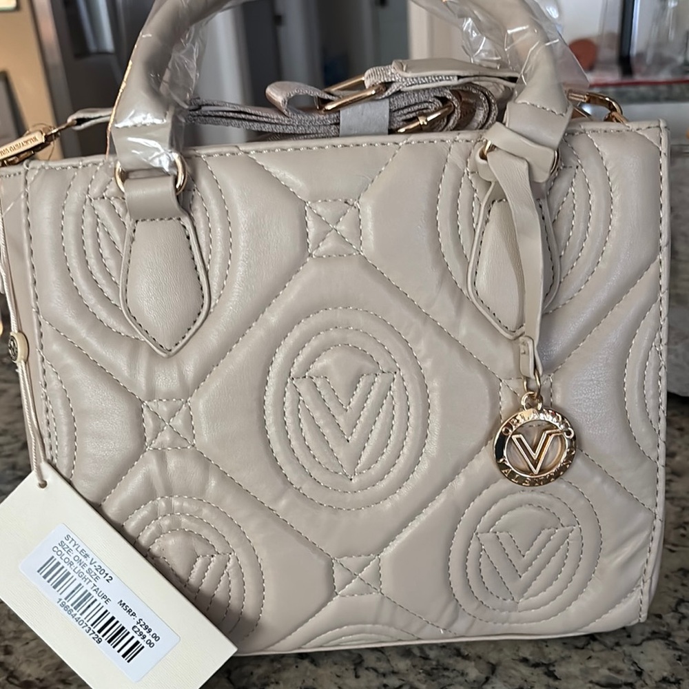 Nwt Valentino Orlandi Cream 
Quilted satchel